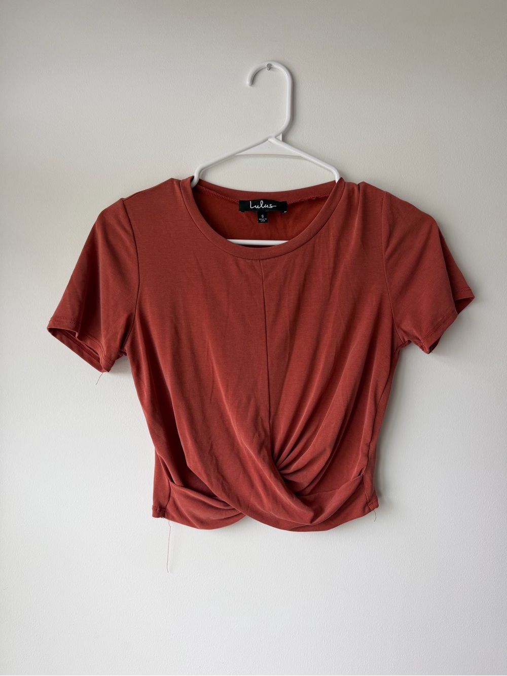 Lulu's Rust Twist-Front Crop Tee